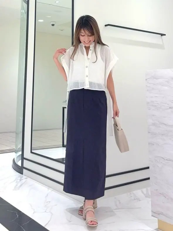 GRACE CONTINENTAL yukimi yonee コーディネート画像