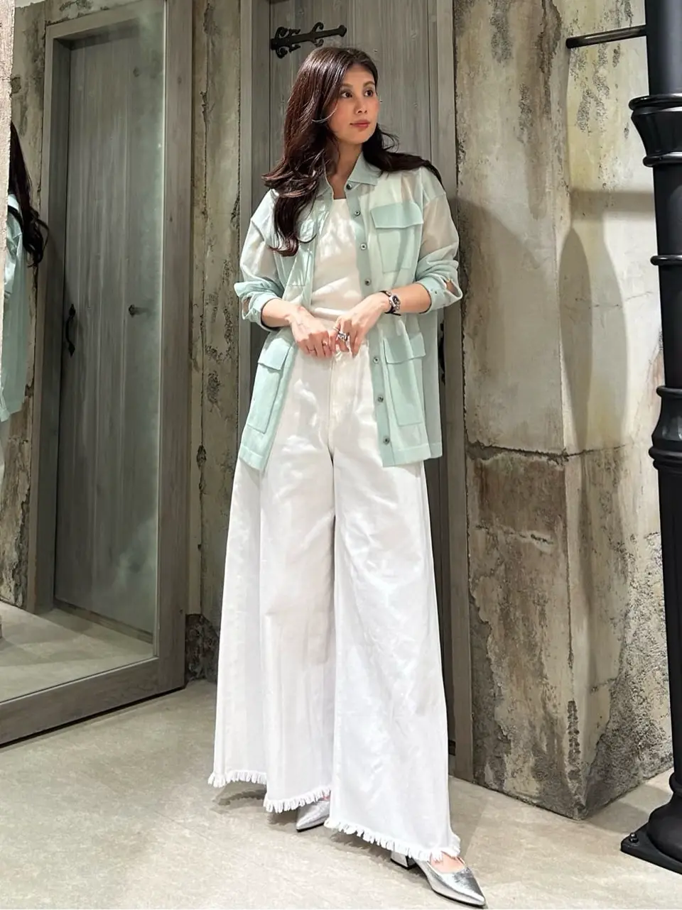 GRACE CONTINENTAL 志田　悠 コーディネート画像