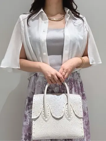 GRACE CONTINENTAL MOMOKO コーディネート画像