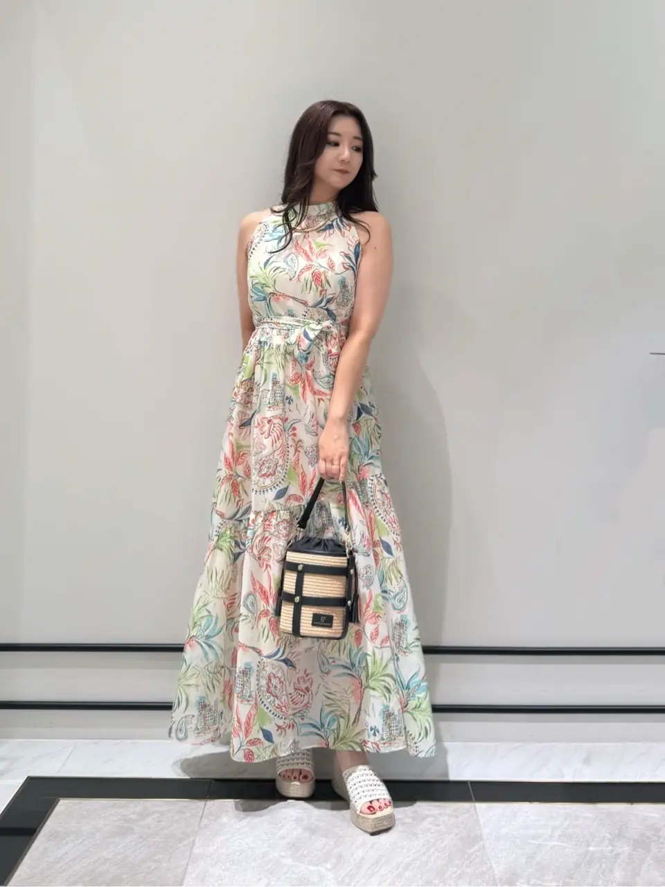 GRACE CONTINENTAL MOMOKO コーディネート画像