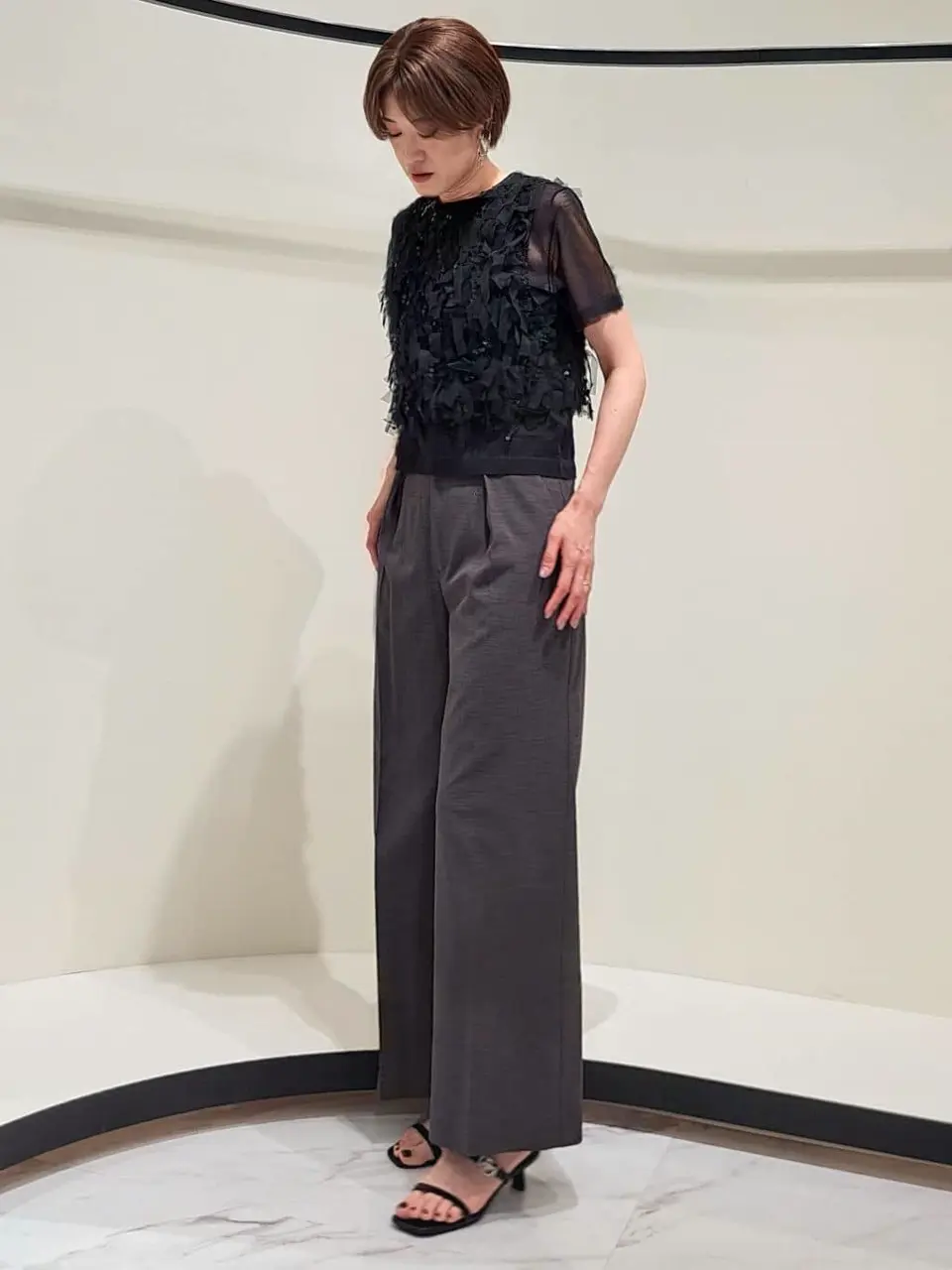 GRACE CONTINENTAL 今野　志保 コーディネート画像