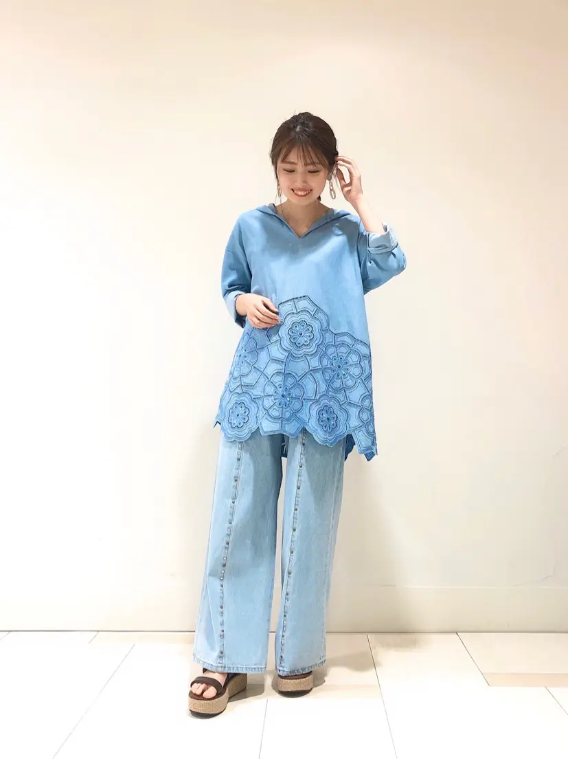 GRACE CONTINENTAL minami コーディネート画像