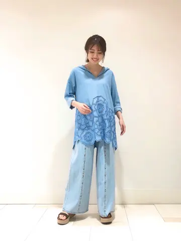 GRACE CONTINENTAL minami コーディネート画像