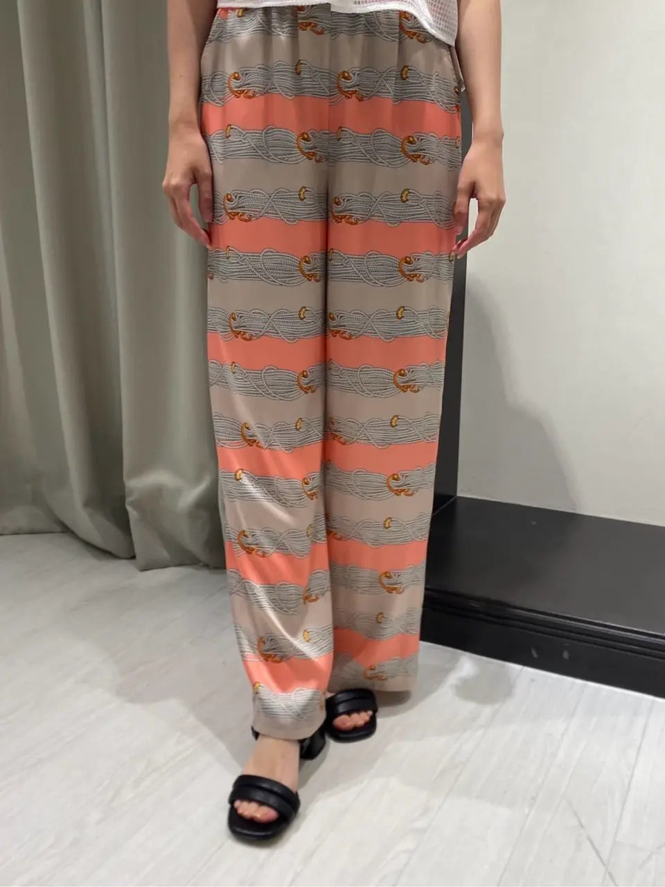 GRACE CONTINENTAL Abe コーディネート画像