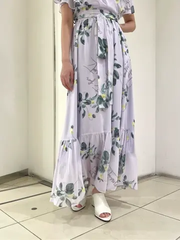 GRACE CONTINENTAL yoshi コーディネート画像