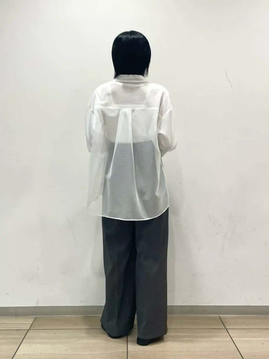 GRACE CONTINENTAL yoshi コーディネート画像