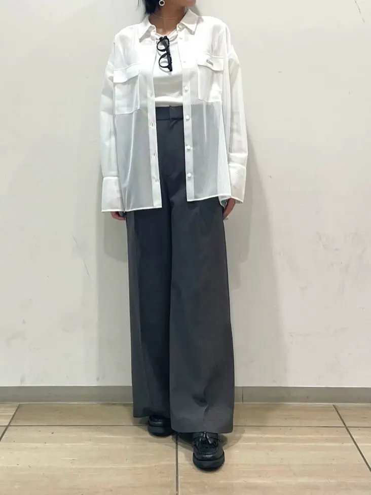 GRACE CONTINENTAL yoshi コーディネート画像