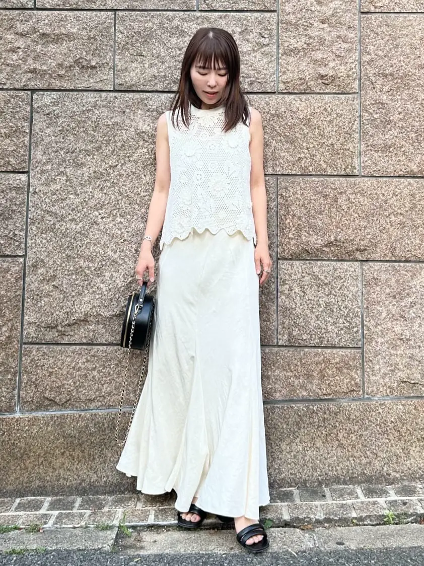 GRACE CONTINENTAL 古川温子 コーディネート画像