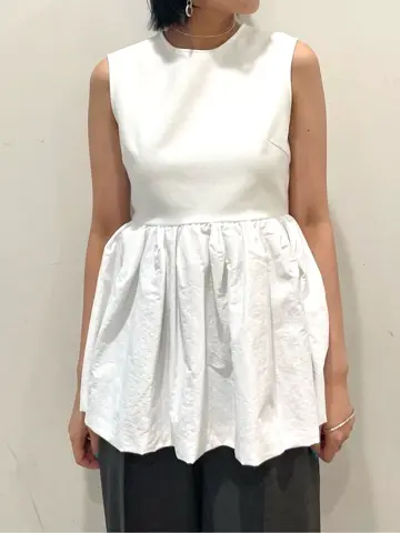 GRACE CONTINENTAL yoshi コーディネート画像