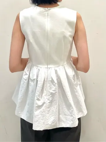 GRACE CONTINENTAL yoshi コーディネート画像