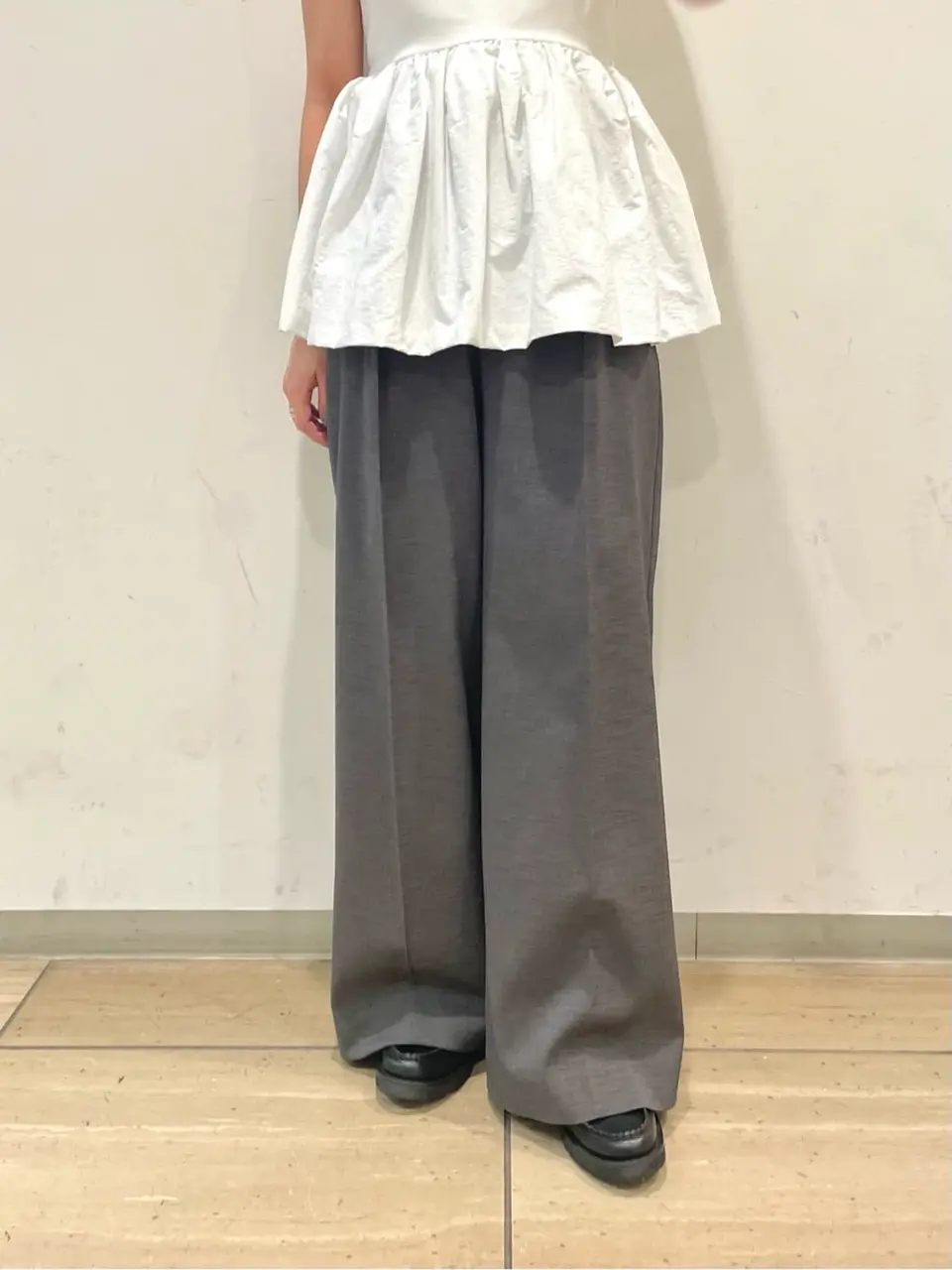 GRACE CONTINENTAL yoshi コーディネート画像