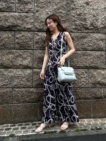 GRACE CONTINENTAL Hikaru Okada コーディネート画像