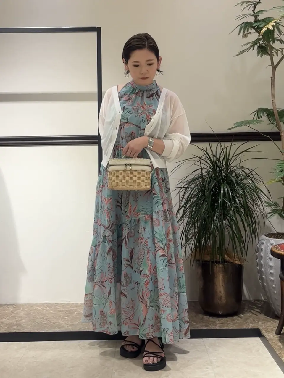 GRACE CONTINENTAL N.YURI コーディネート画像