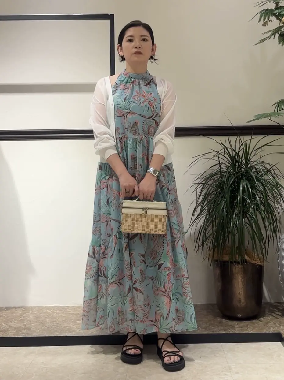 GRACE CONTINENTAL N.YURI コーディネート画像