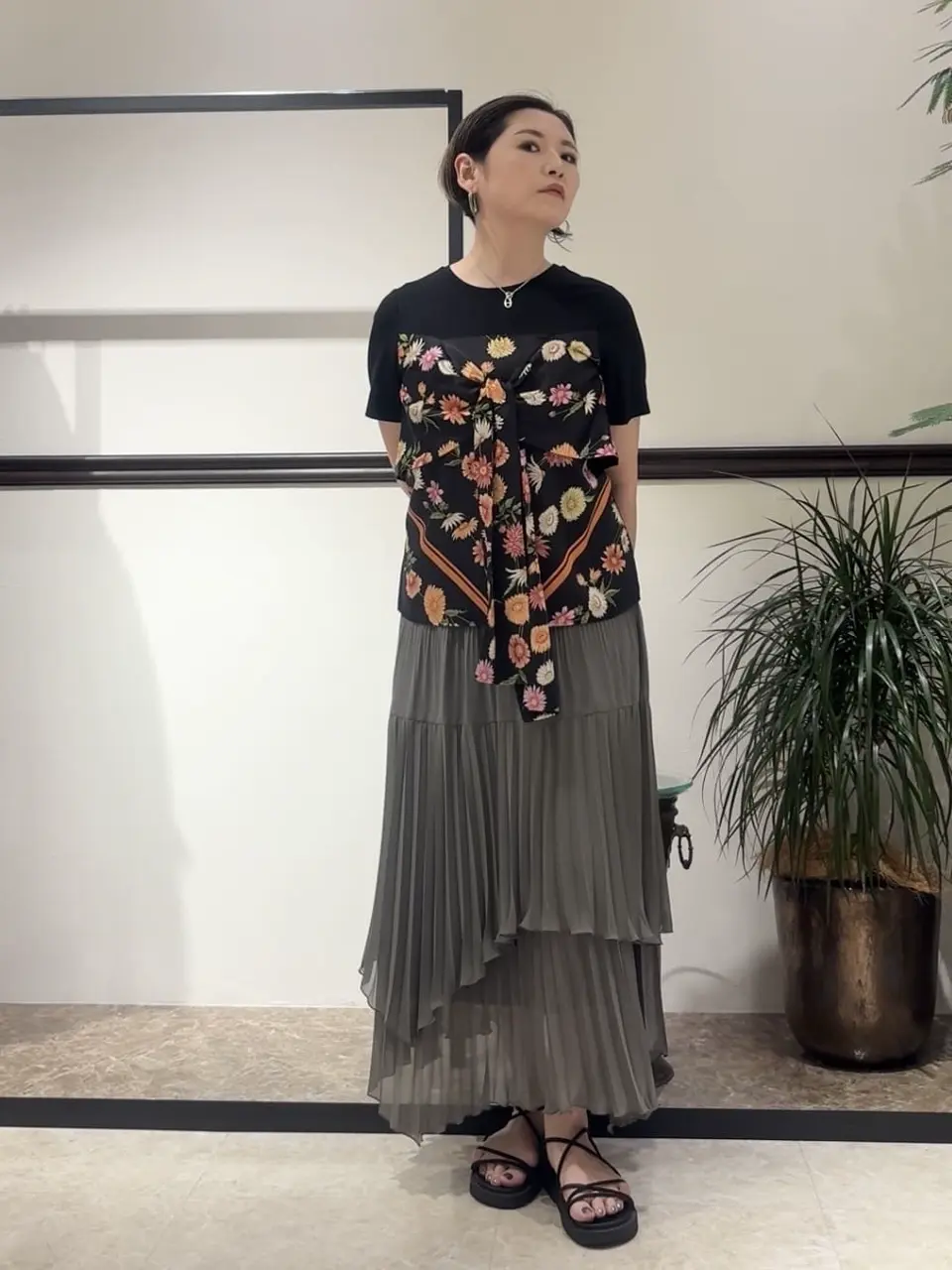 GRACE CONTINENTAL N.YURI コーディネート画像