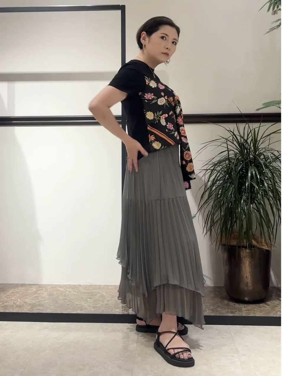 GRACE CONTINENTAL N.YURI コーディネート画像