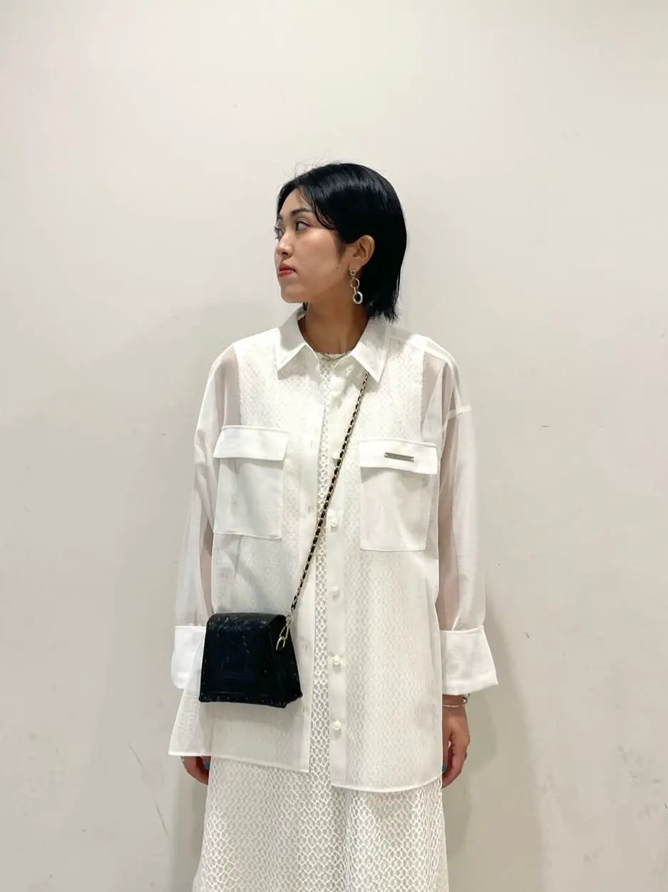 GRACE CONTINENTAL yoshi コーディネート画像