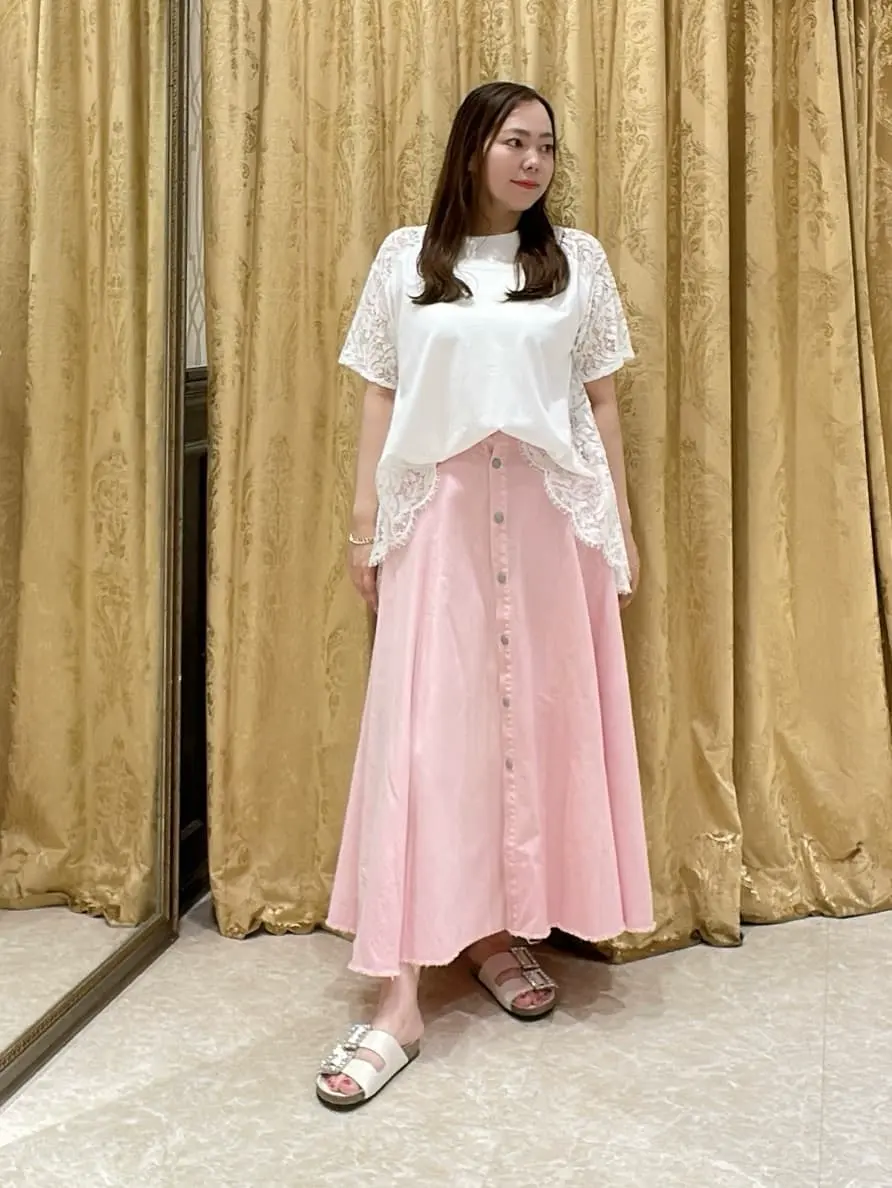 GRACE CONTINENTAL 泉　敦子 コーディネート画像