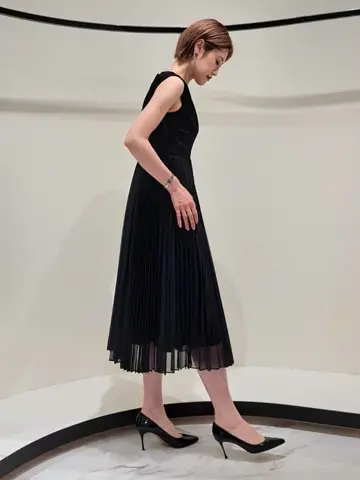 GRACE CONTINENTAL 今野　志保 コーディネート画像