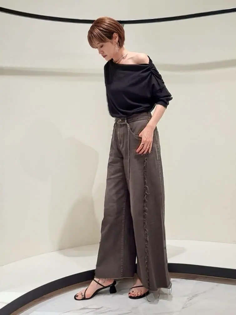 GRACE CONTINENTAL 今野　志保 コーディネート画像