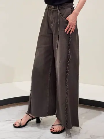 GRACE CONTINENTAL 今野　志保 コーディネート画像