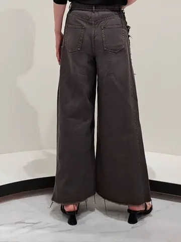 GRACE CONTINENTAL 今野　志保 コーディネート画像