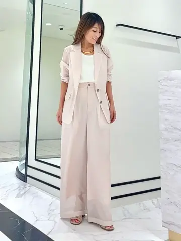 GRACE CONTINENTAL yukimi yonee コーディネート画像