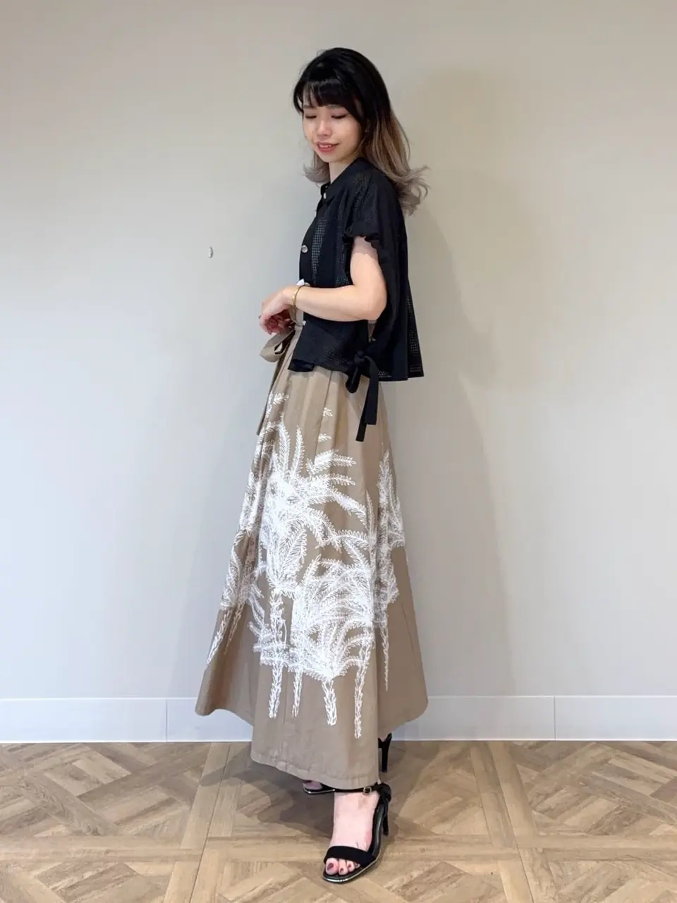 GRACE CONTINENTAL FUKUSHIMA YURIE コーディネート画像