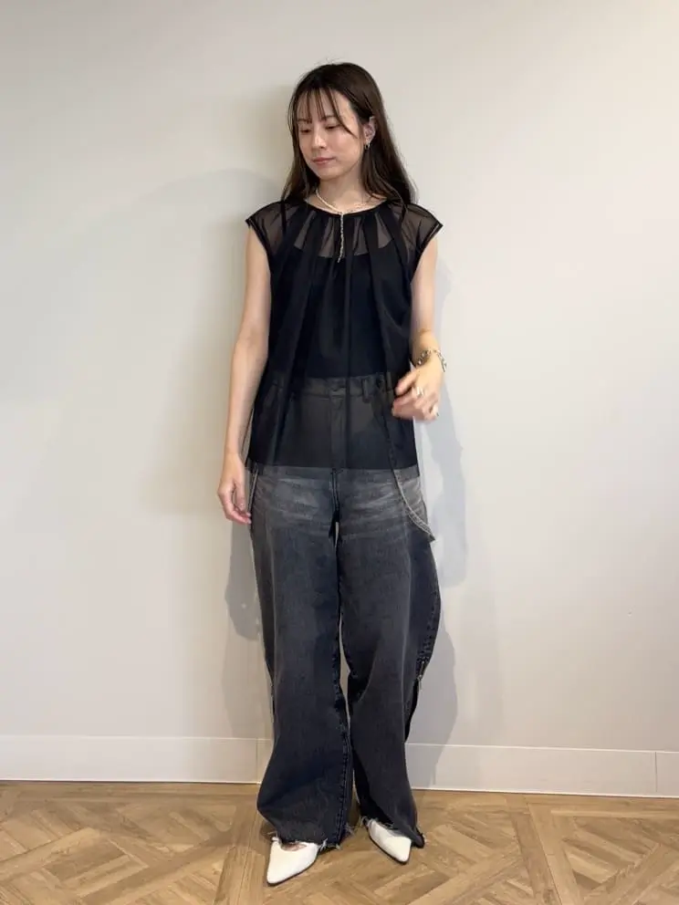 GRACE CONTINENTAL Hikaru Okada コーディネート画像