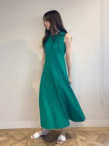 GRACE CONTINENTAL Hikaru Okada コーディネート画像