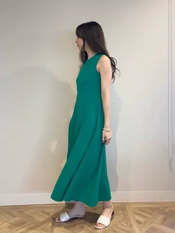 GRACE CONTINENTAL Hikaru Okada コーディネート画像