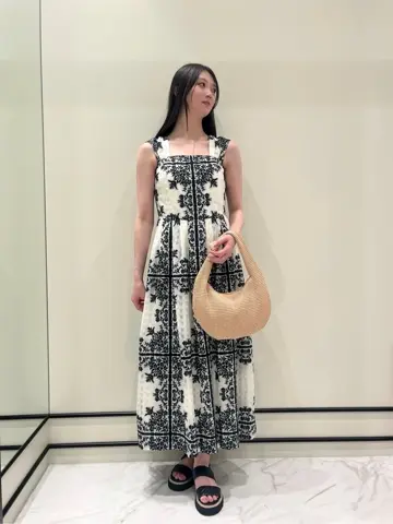 GRACE CONTINENTAL Hotei コーディネート画像