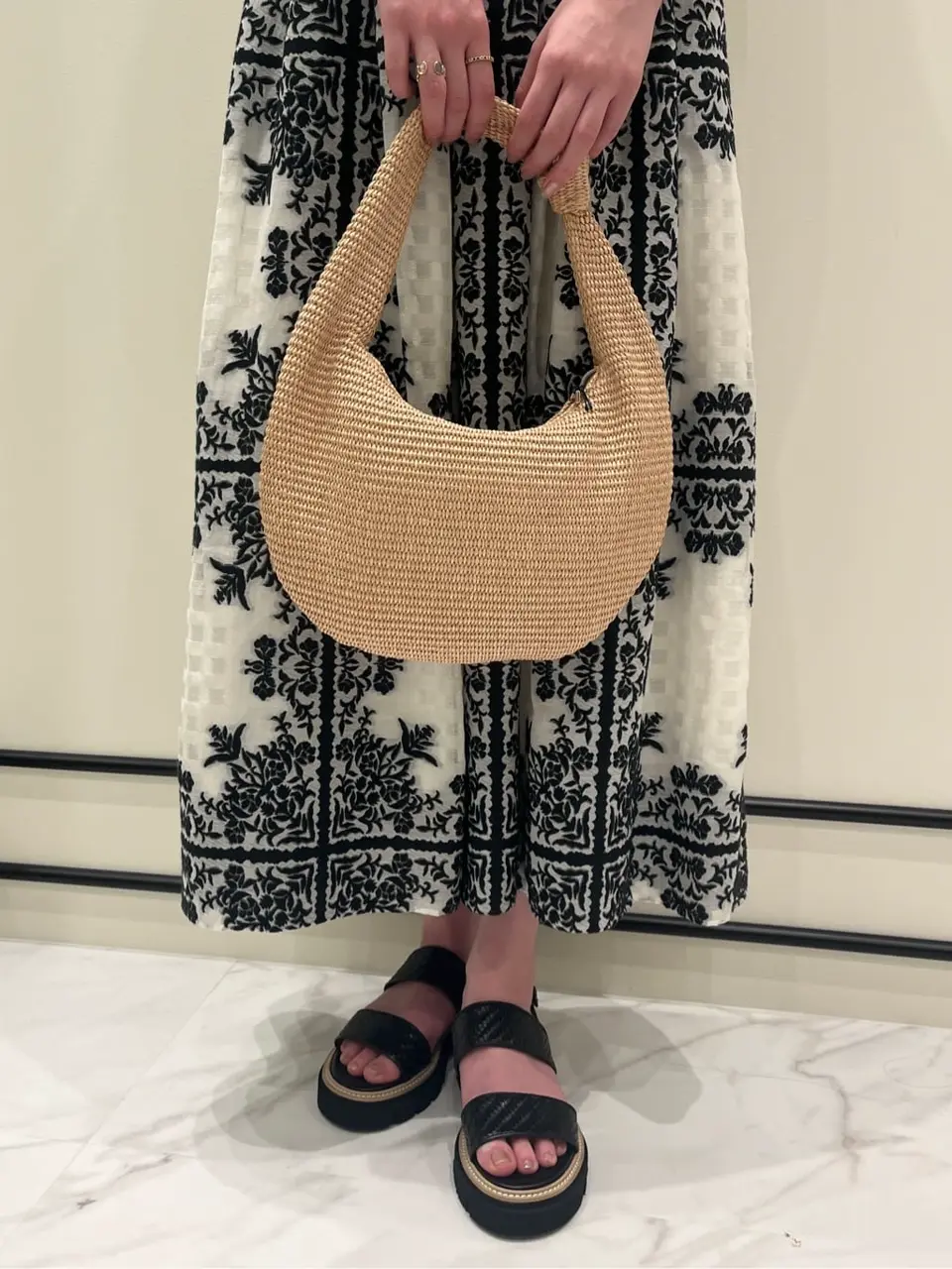 GRACE CONTINENTAL Hotei コーディネート画像