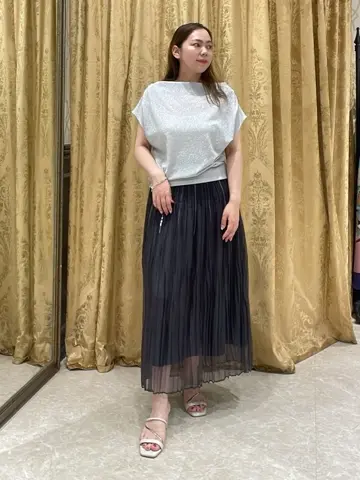 GRACE CONTINENTAL 泉　敦子 コーディネート画像