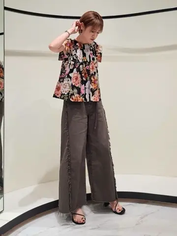 GRACE CONTINENTAL 今野　志保 コーディネート画像