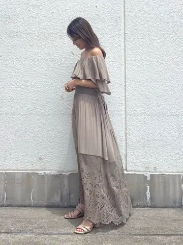 GRACE CONTINENTAL yukimi yonee コーディネート画像