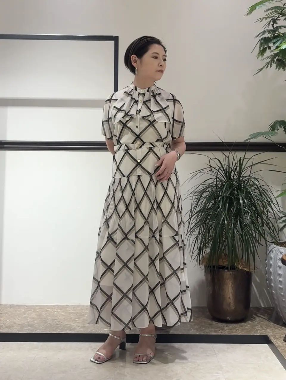 GRACE CONTINENTAL N.YURI コーディネート画像