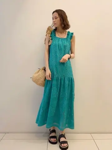 GRACE CONTINENTAL 亀田 未希 コーディネート画像