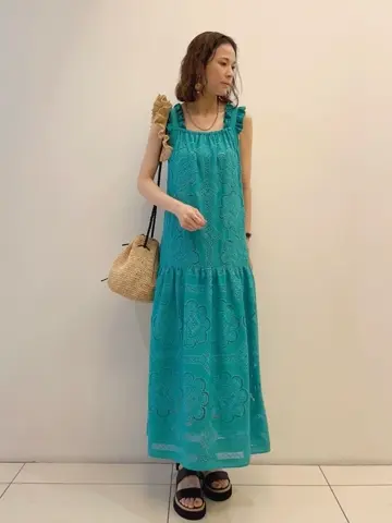 GRACE CONTINENTAL 亀田 未希 コーディネート画像