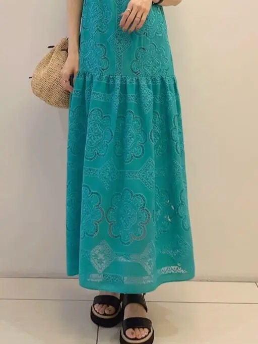 GRACE CONTINENTAL 亀田 未希 コーディネート画像