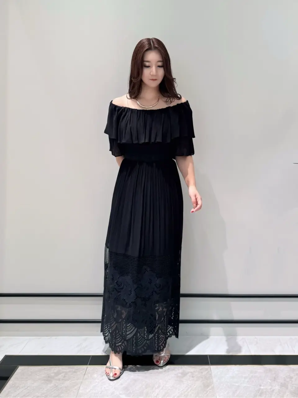 GRACE CONTINENTAL MOMOKO コーディネート画像