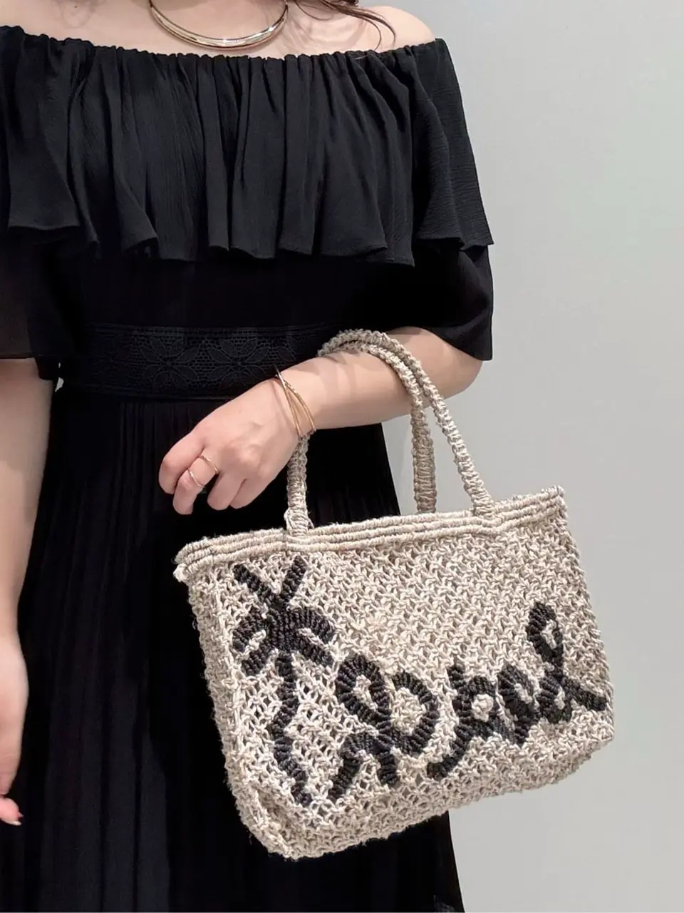 GRACE CONTINENTAL MOMOKO コーディネート画像