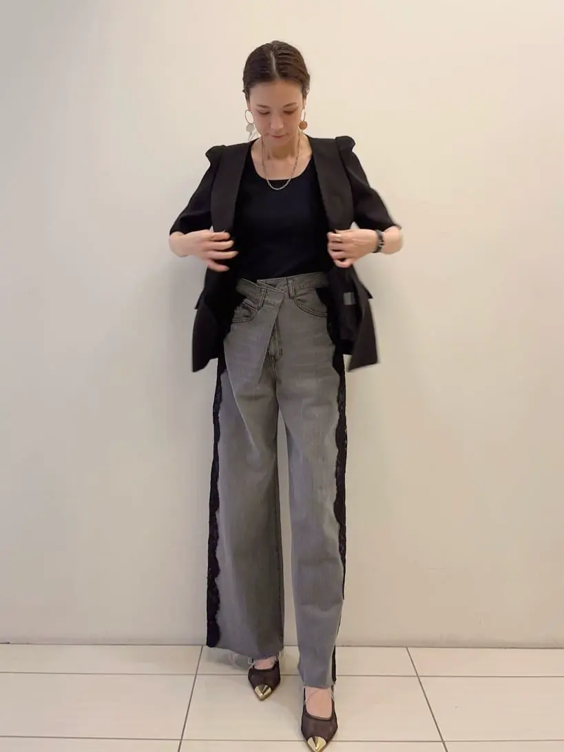 GRACE CONTINENTAL 亀田 未希 コーディネート画像