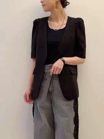 GRACE CONTINENTAL 亀田 未希 コーディネート画像