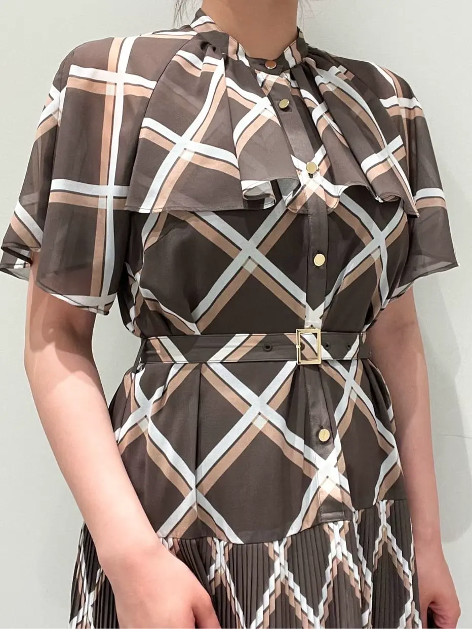 GRACE CONTINENTAL CHISAKO.S コーディネート画像