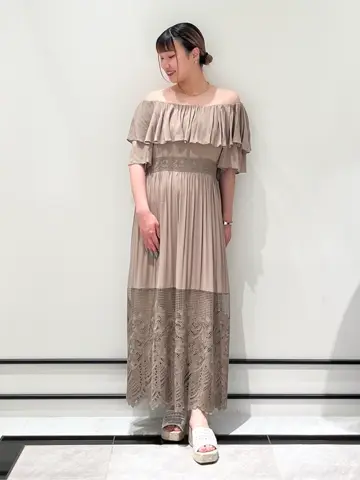 GRACE CONTINENTAL CHISAKO.S コーディネート画像
