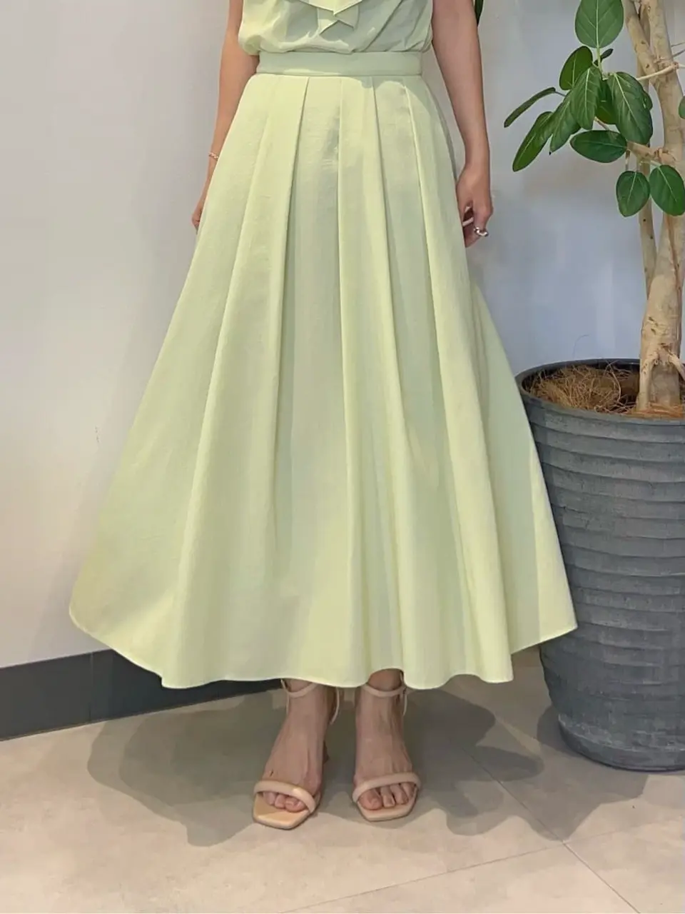 GRACE CONTINENTAL 古川温子 コーディネート画像