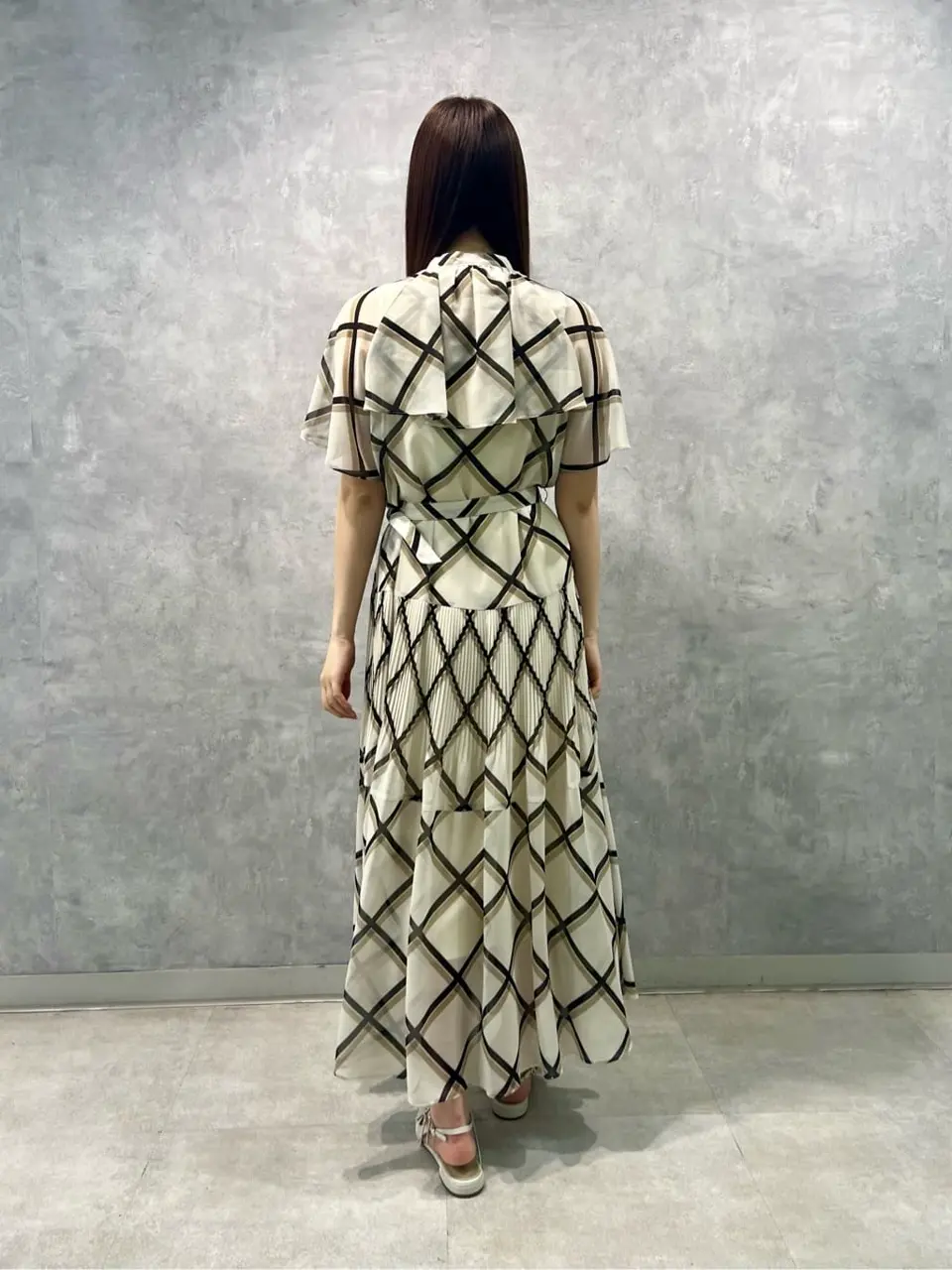 GRACE CONTINENTAL 赤坂 梨来 コーディネート画像