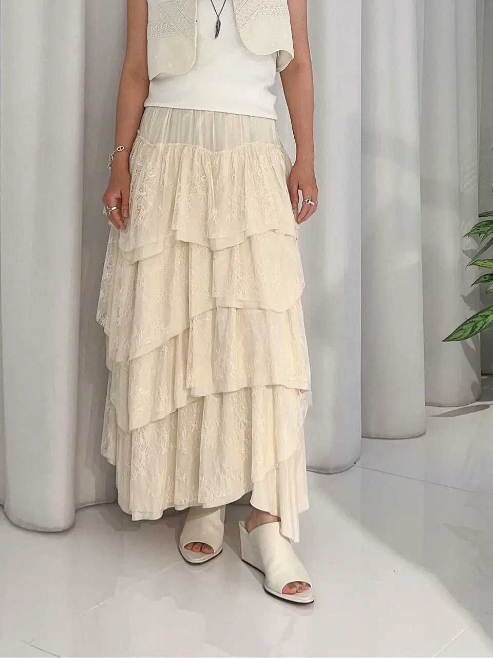 GRACE CONTINENTAL 古川温子 コーディネート画像