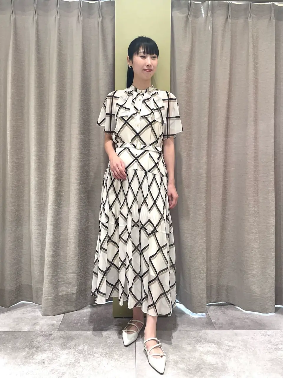 GRACE CONTINENTAL 端場　わかな コーディネート画像